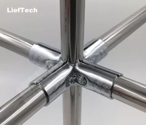 estructura simple Conectores de tuberías cromadas Accesorios de tubos de acero para tuberías de 28 mm