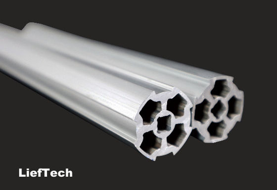 Superficie oxidada de material reciclable de aluminio reforzado