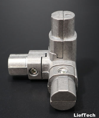 Conector de aluminio anodizado con unión de tubería tridimensional de 90 grados