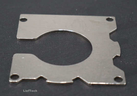 Conexión de tornillo Componentes de movimiento lineal Capa de acero Accesorio Karakuri